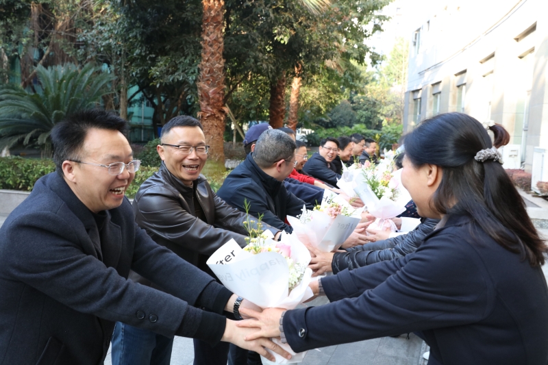 Edeb_1646723696765045521.jpg